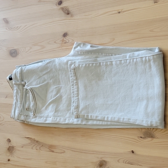 Joe Fresh High-waist Blueish White Jeans US 31 - Picture 2 of 8